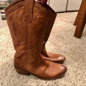 FRYE brown riding cowboy boots